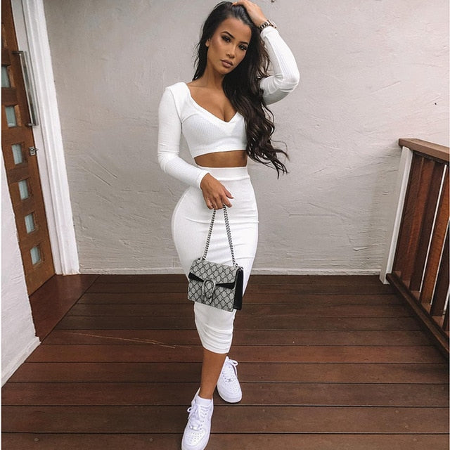 V-neck Long Sleeve Crop Top